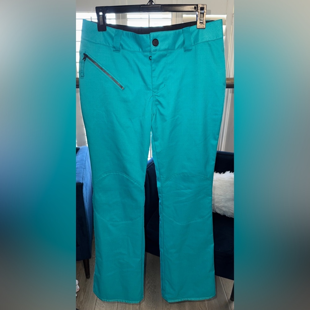 Volcom Women snowboarding pants in Teal size S inseam 32